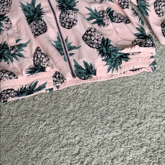 Bomber jacket - Picture 4 of 4